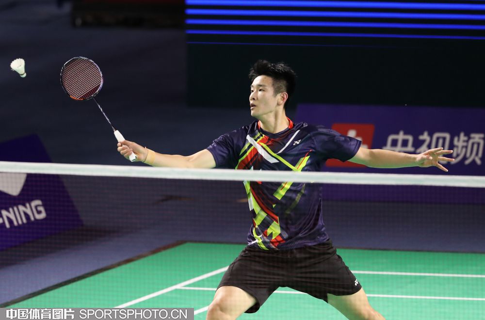 他的表现不 他的表现不