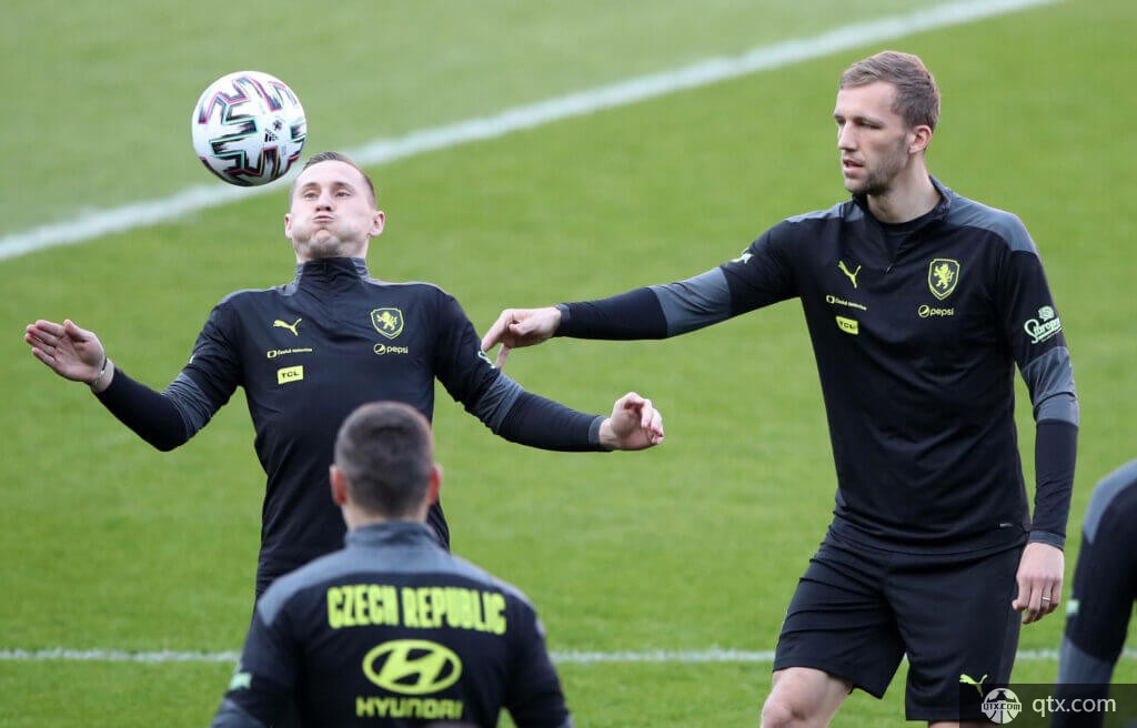 冰雪产业快 冰雪产业快