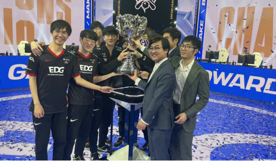 再见詹姆斯！湖人一纸交易引爆联盟，尼克斯准备接手父子档！