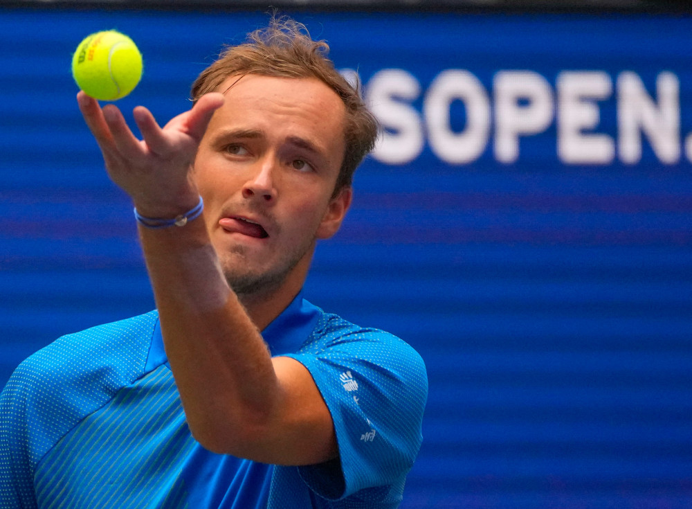 三人探中路 三人探中路